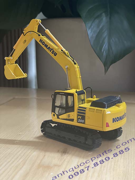Mô hình máy xúc Komatsu